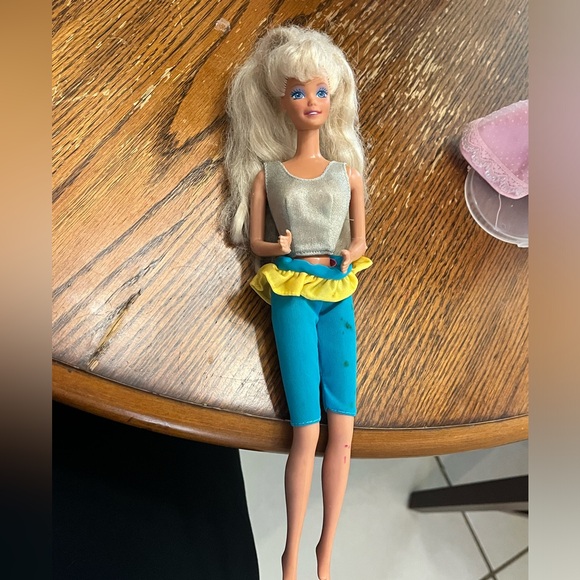 Vintage Mattel Barbie Long Blonde Hair exercise outfit! - Picture 5 of 10